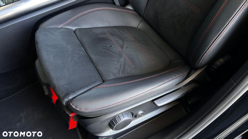 Mercedes-Benz GLA 200 AMG Line - 13