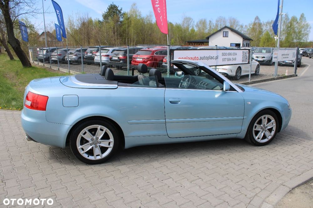 Audi A4 Cabrio - 27
