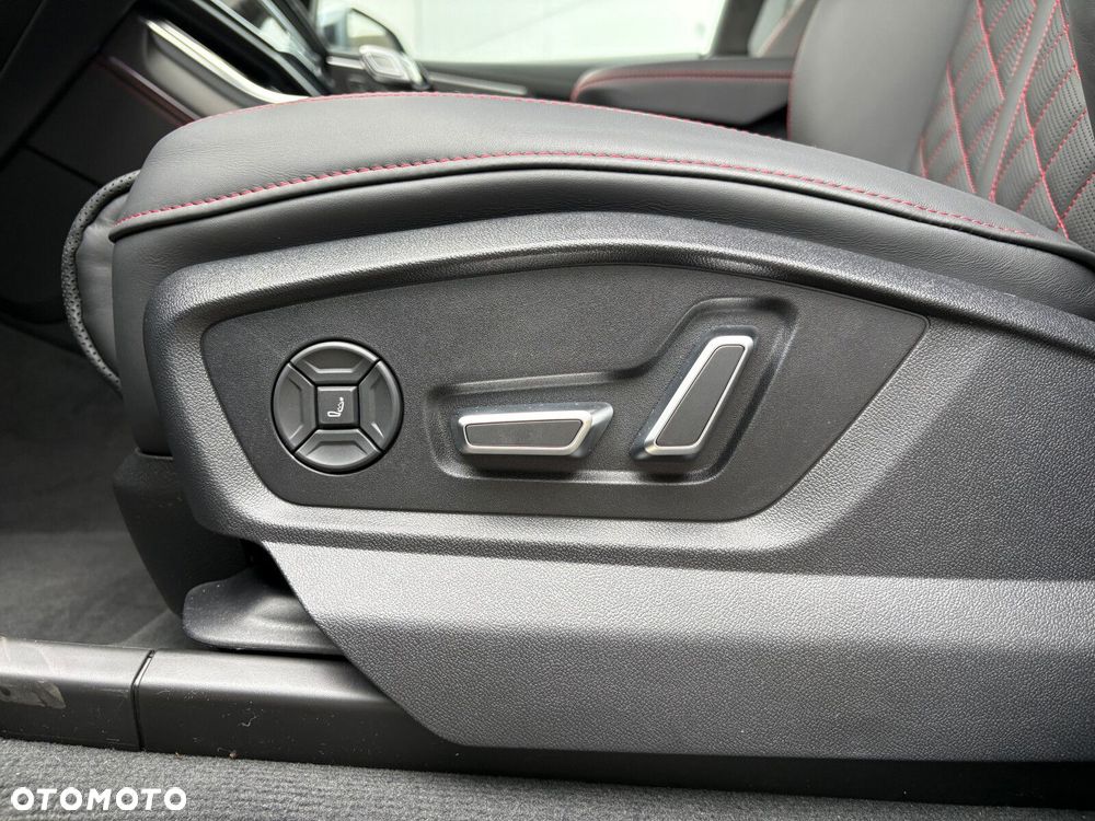 Audi Q8 - 14