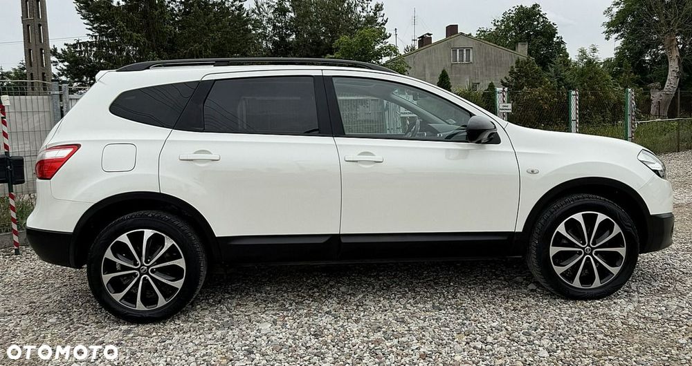Nissan Qashqai+2 - 5