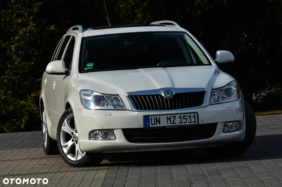 Skoda Octavia Combi 2.0 TDI DPF Sport Edition - 14