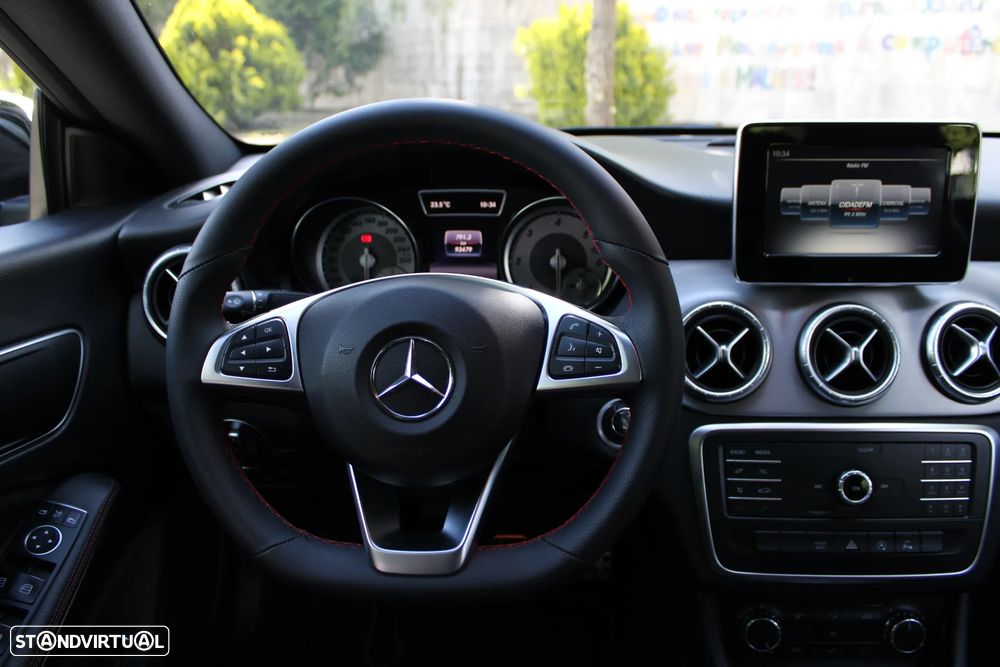 Mercedes-Benz CLA 180 d AMG Line - 11