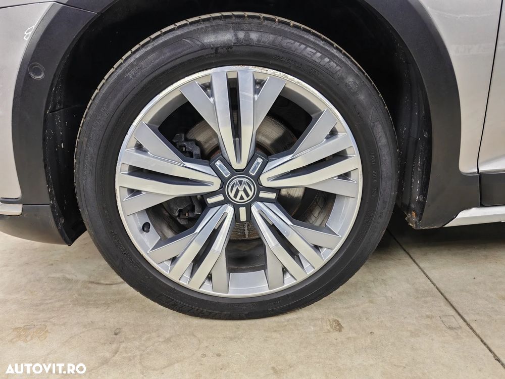 Volkswagen Passat Alltrack 2.0 TDI SCR 4Motion DSG (BMT) - 39