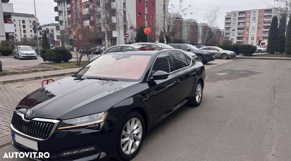 Skoda Superb 2.0 TDI DSG Style - 1