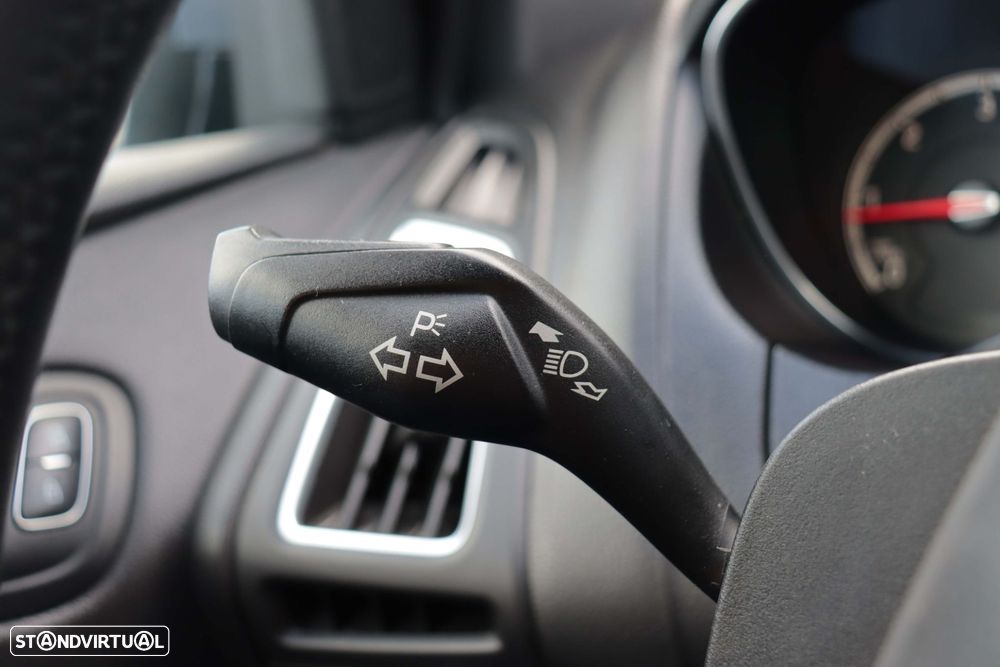 Ford Focus 2.0 TDCi ST-2 - 26