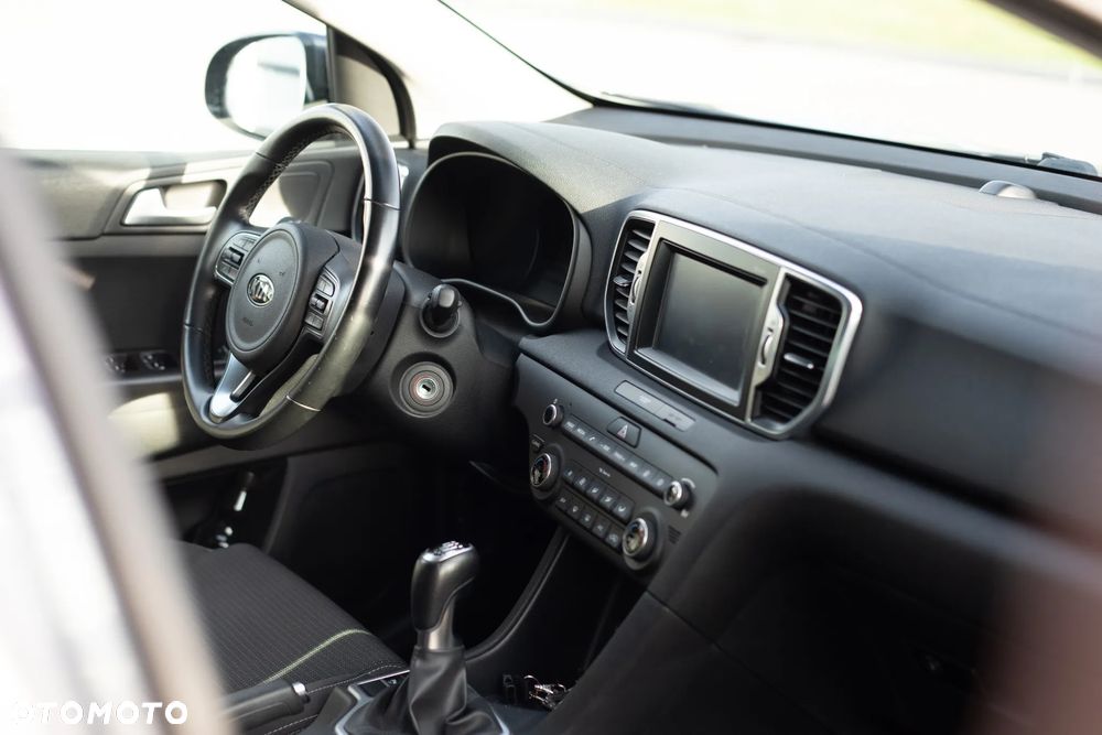 Kia Sportage 1.6 GDI L 2WD - 16