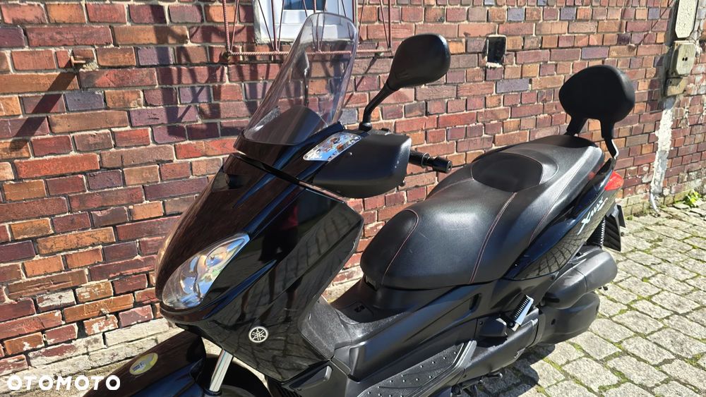 Yamaha X-max - 4