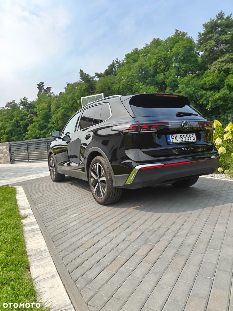 Volkswagen Tiguan 2.0 TDI Elegance DSG - 4