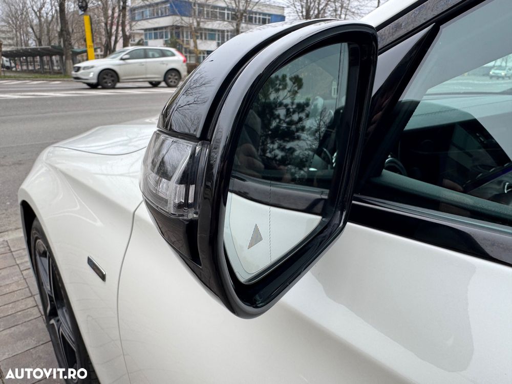 Mercedes-Benz E 300 de T 9G-TRONIC AMG Line - 14