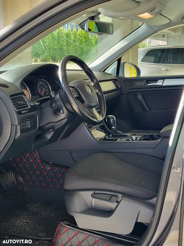 Volkswagen Touareg - 13