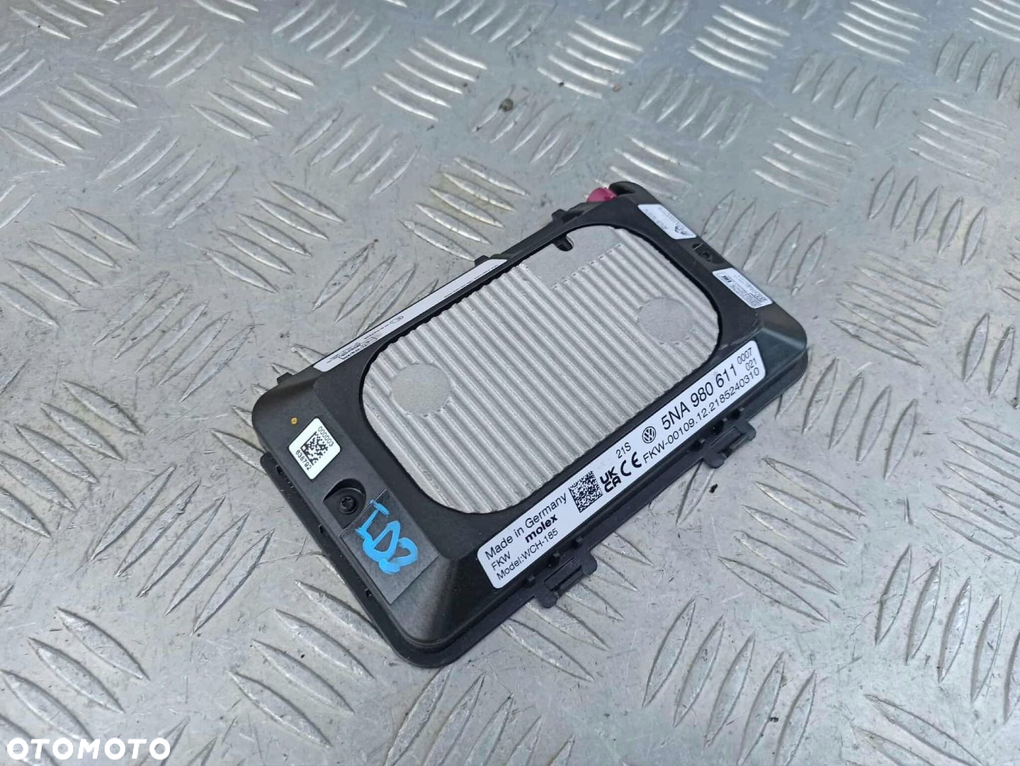 VOLKSWAGEN ID3 ŁADOWARKA INDUKCYJNA IDEAŁ 5NA980611 - 2