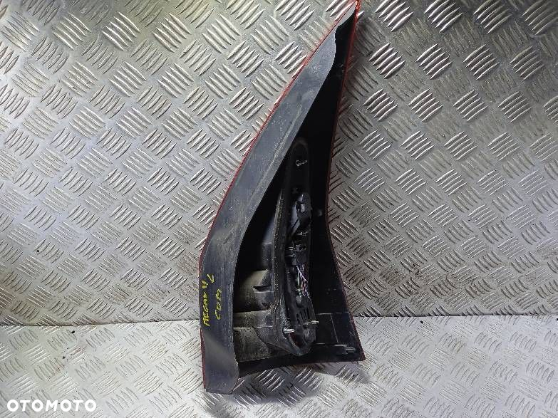 LAMPA LEWA TYLNA RENAULT MEGANE 2 - 2