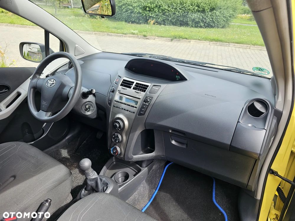 Toyota Yaris 1.33 Sol - 28