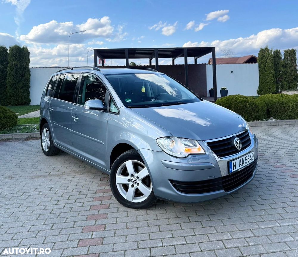 Volkswagen Touran 2.0 TDI Highline - 5