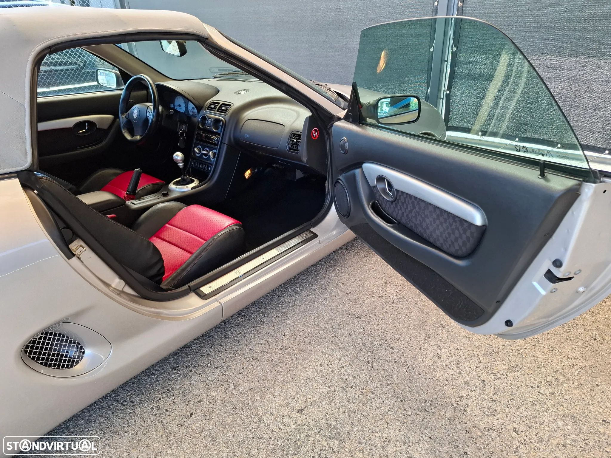 MG MGF 1.8 - 35