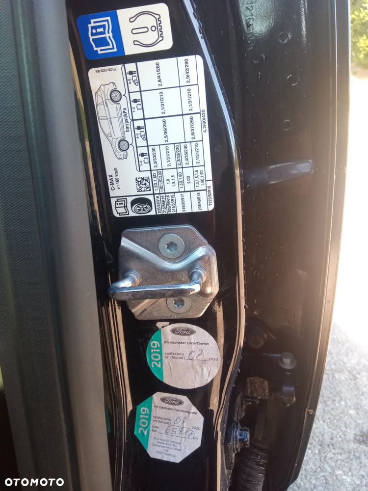 Ford C-MAX - 11