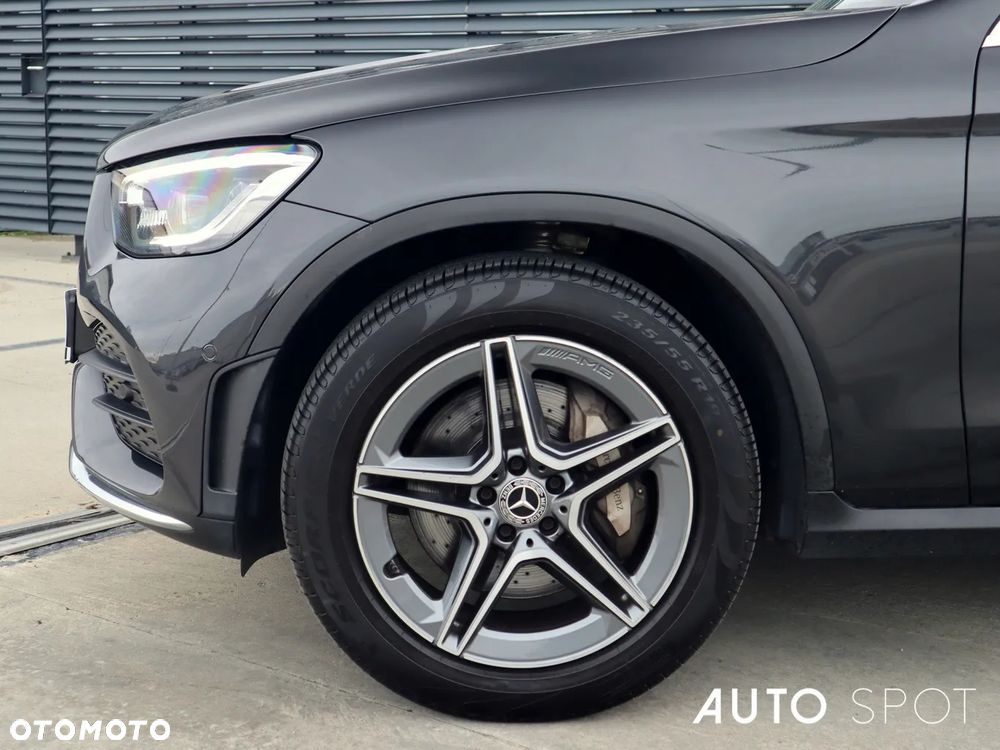 Mercedes-Benz GLC 200 4Matic 9G-TRONIC AMG Line - 3