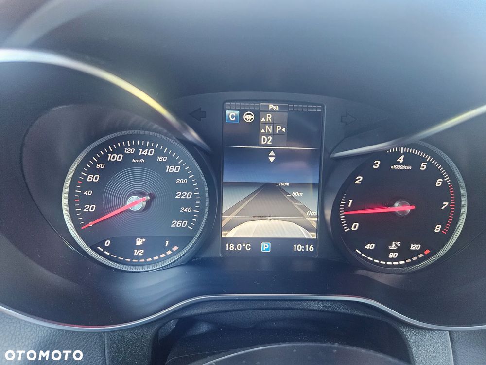 Mercedes-Benz GLC 300 4Matic 9G-TRONIC - 29