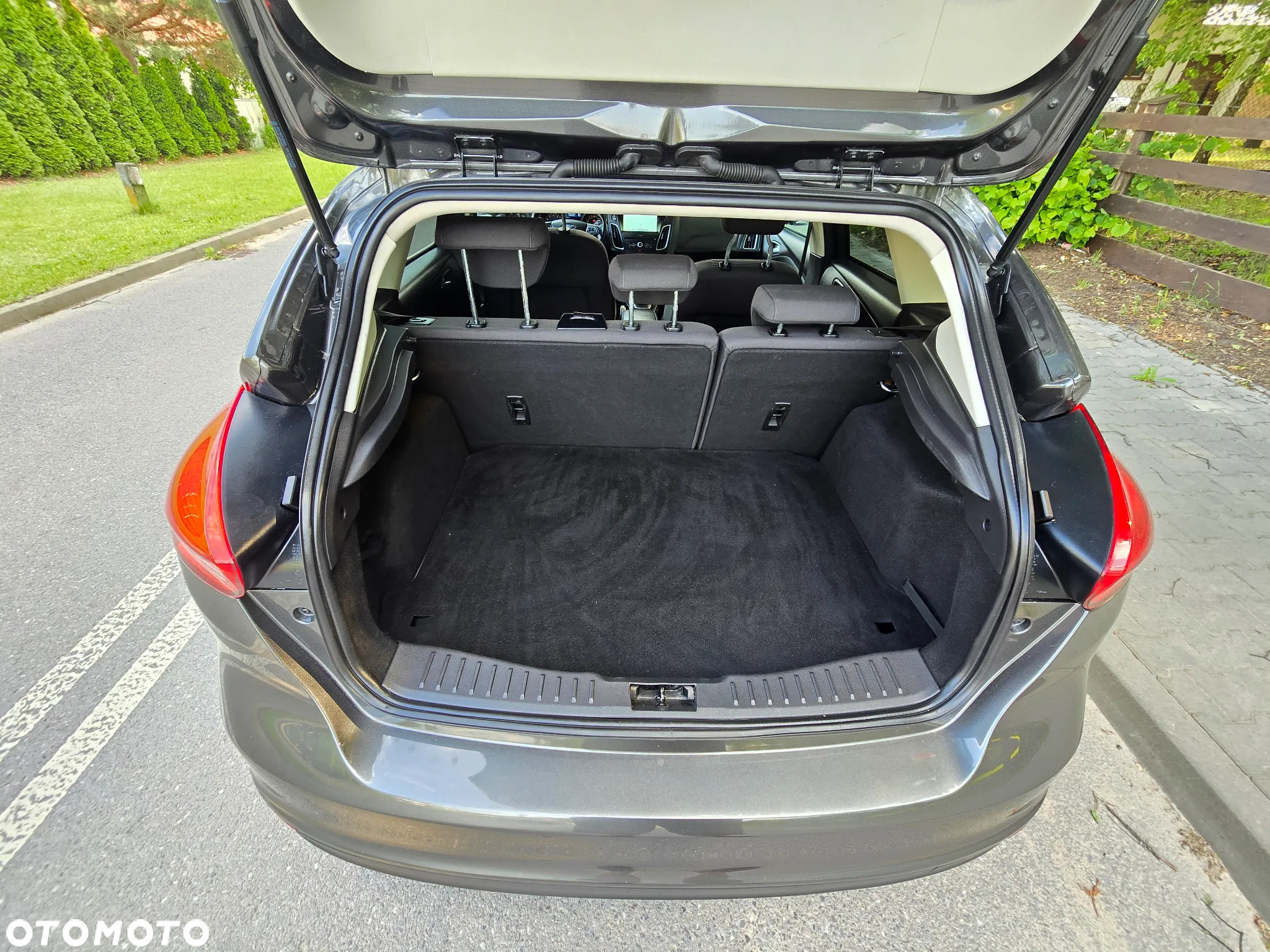 Ford Focus 1.6 Titanium - 23