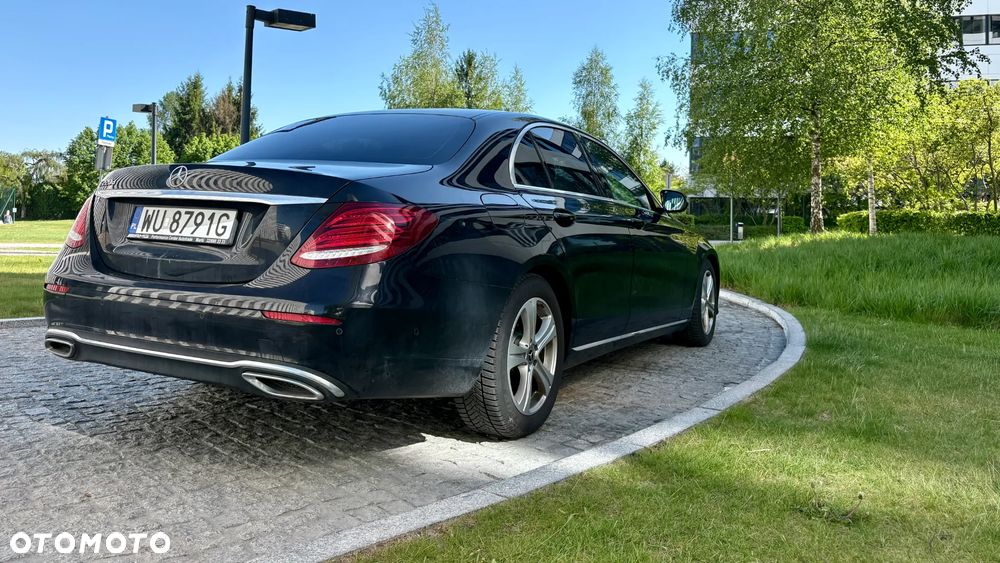 Mercedes-Benz Klasa E 220 d 9G-TRONIC - 8