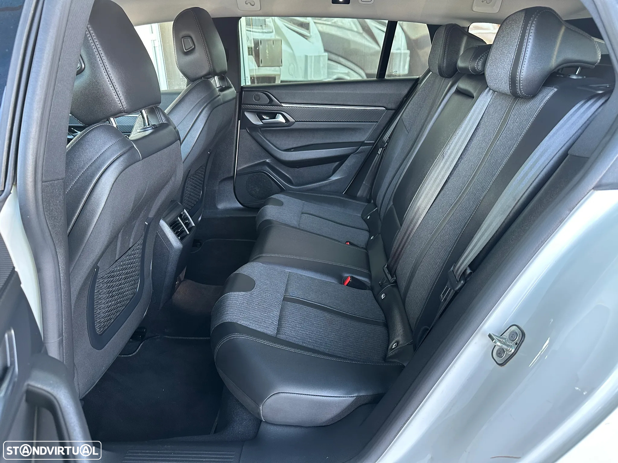 Peugeot 508 SW 1.6 Hybrid Allure Pack e-EAT8 - 43