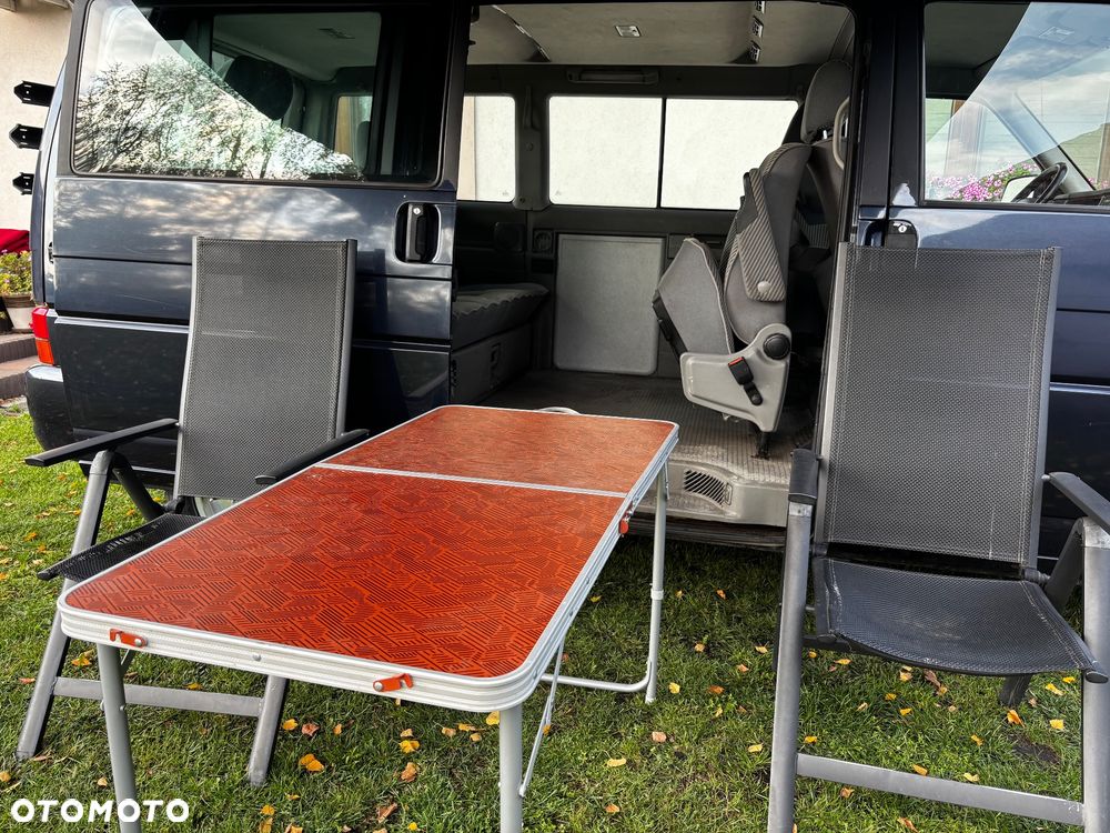Volkswagen Multivan 1996 photo 2