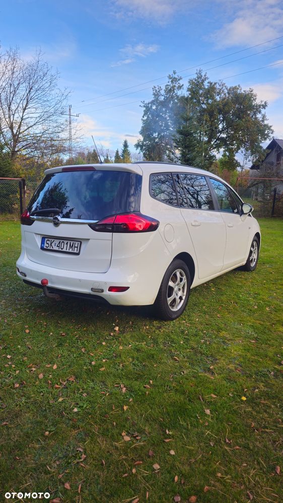 Opel Zafira - 8