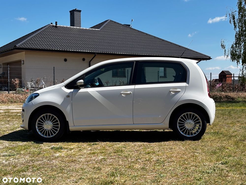 Volkswagen up! high - 10
