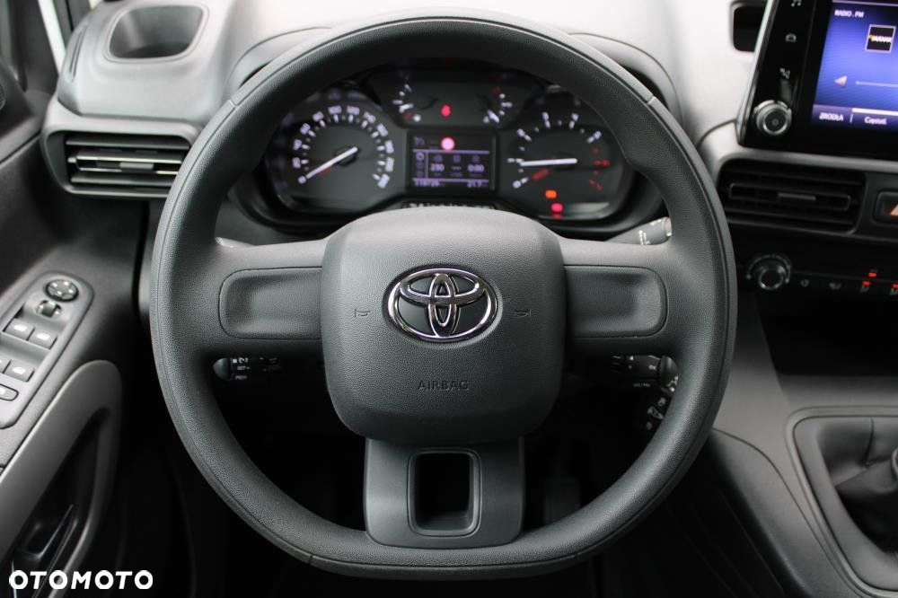 Toyota ProAce - 17