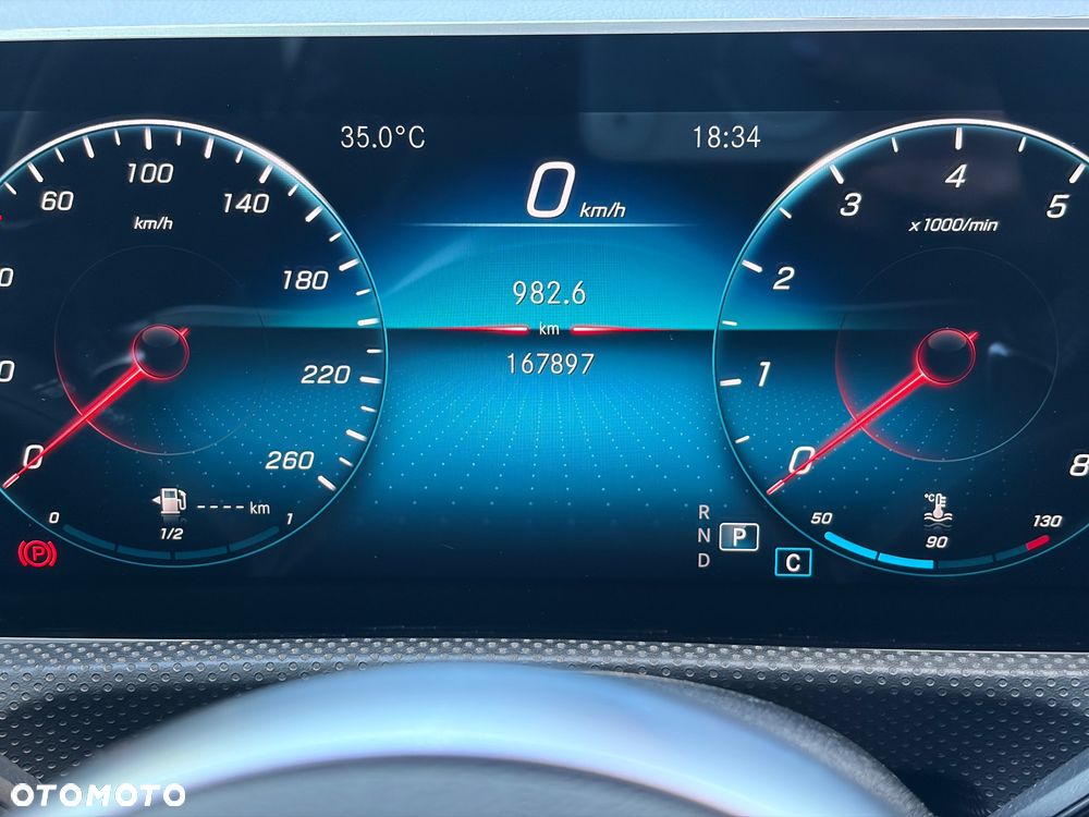 Mercedes-Benz Klasa A 220 4-Matic 7G-DCT - 11