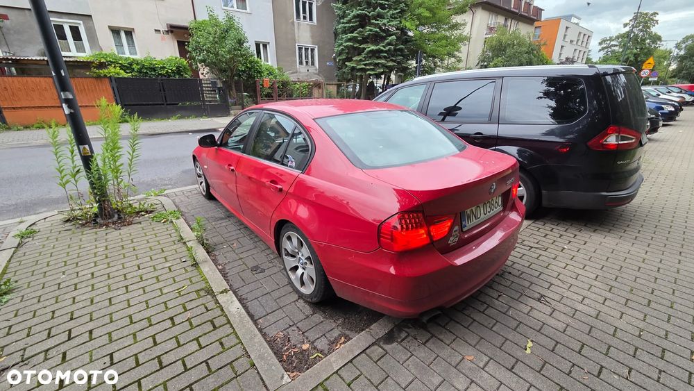 BMW Seria 3 320i Edition Sport - 4