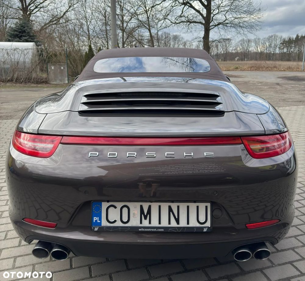 Porsche 911 Carrera 4 PDK - 3