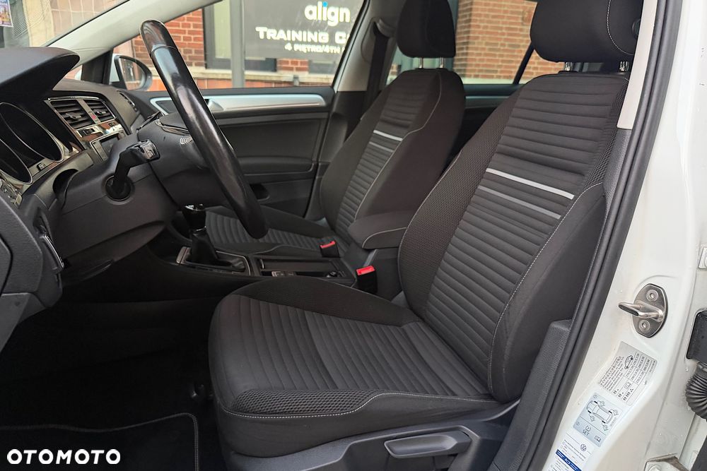 Volkswagen Golf 1.4 TSI BlueMotion Technology Cup - 35