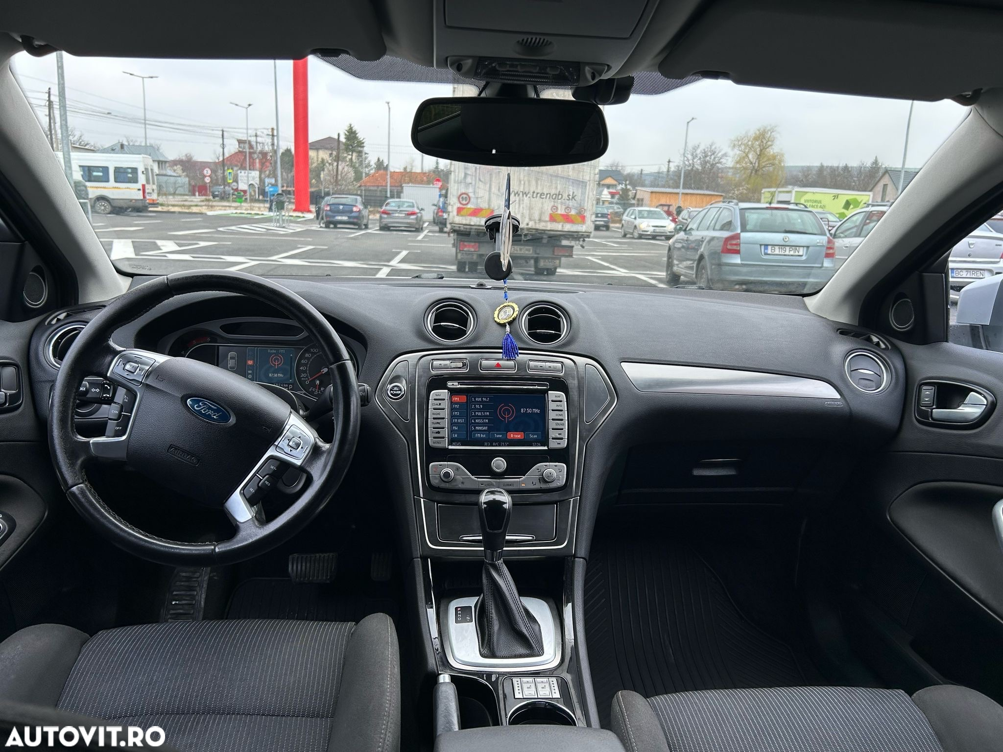 Ford Mondeo - 8