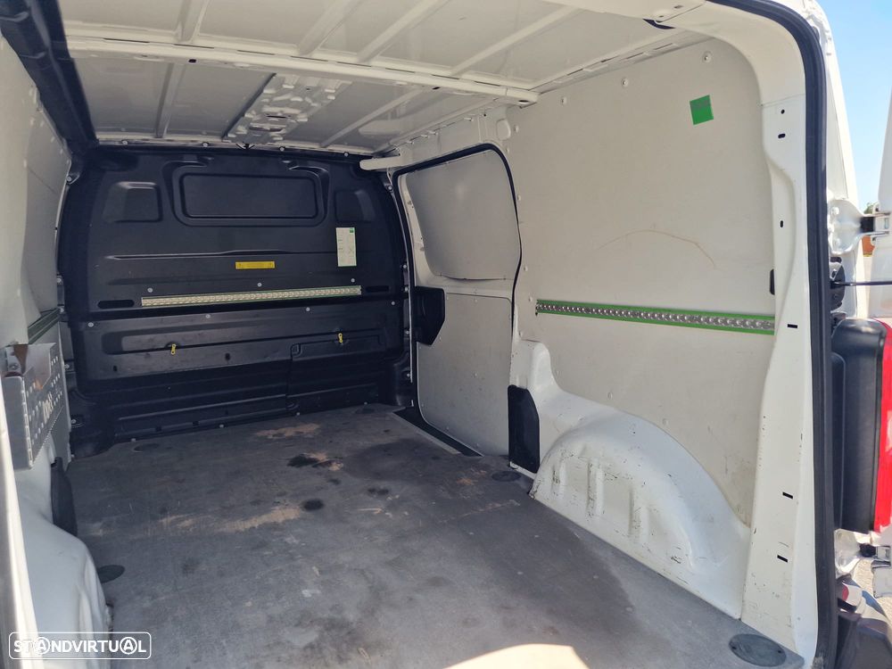 Peugeot Expert 2.0HDI - 15