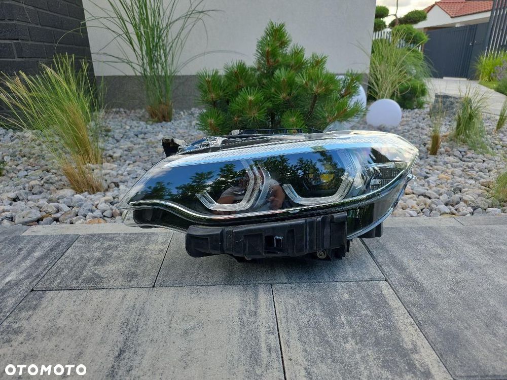 BMW 2 F22 F23 M2 F87 LIFT LCI Lampa lewa przód Full Led Adaptive 7493643-04 - 1