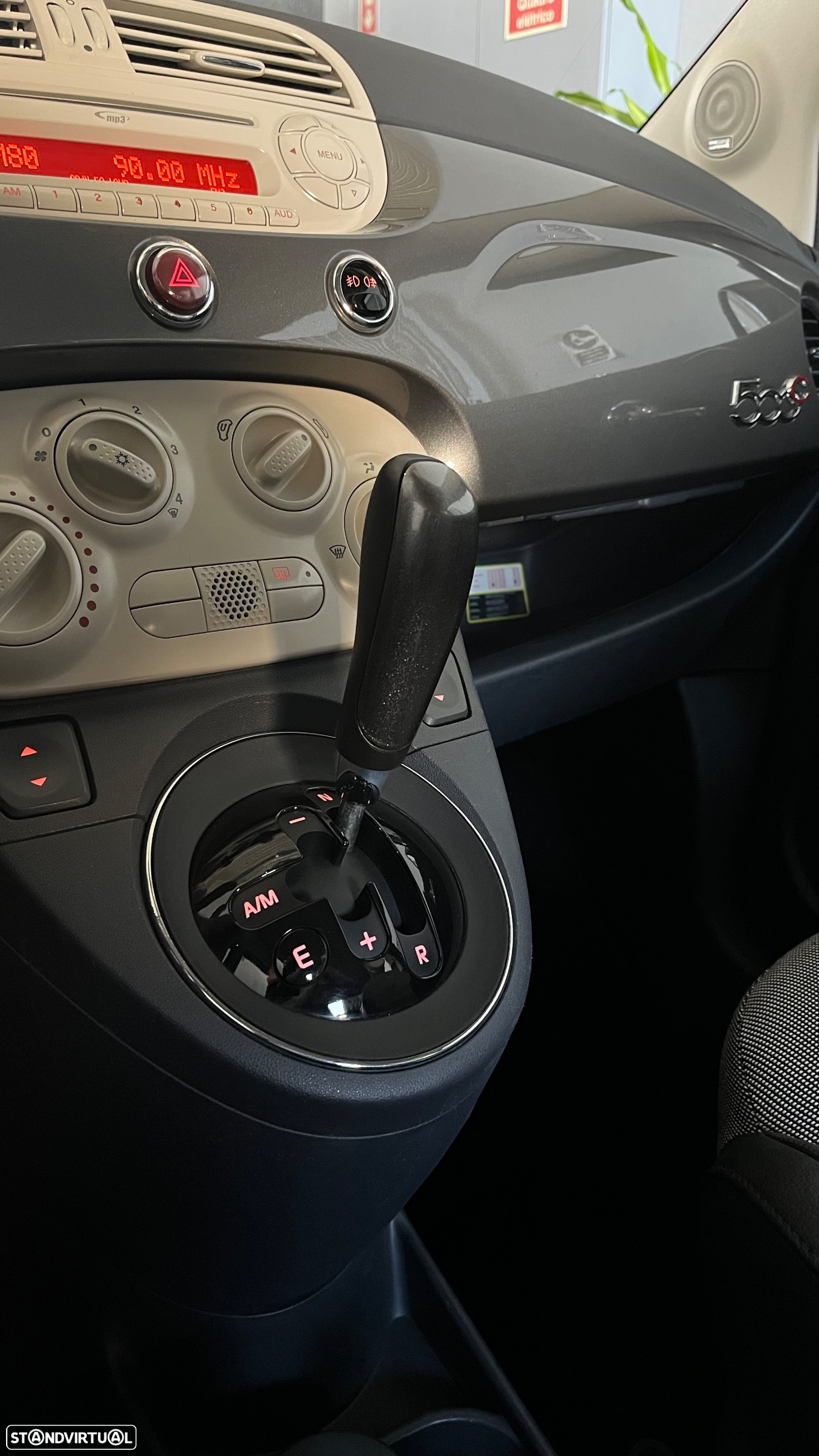 Fiat 500C 1.2 8V Dualogic Lounge - 25
