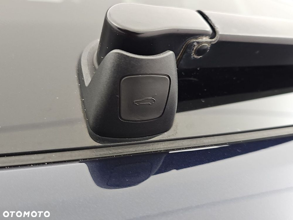 Porsche Macan Standard - 40