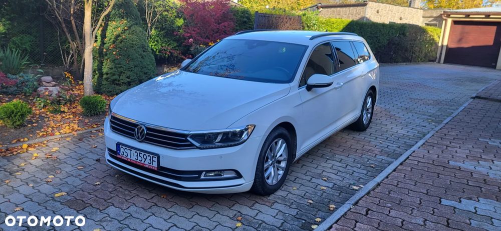 Volkswagen Passat 2.0 TDI (BlueMotion Technology) DSG Comfortline - 1