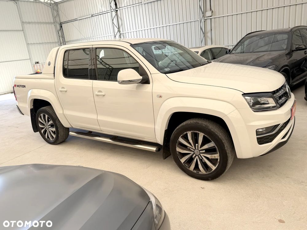 Volkswagen Amarok 3.0 V6 TDi 4MOTION Aventura - 2
