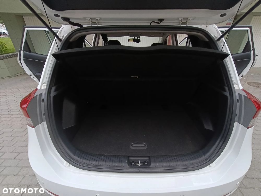 Hyundai ix20 1.6 Comfort - 12