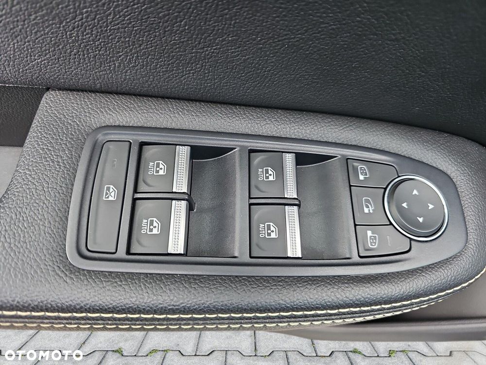Renault Arkana 1.3 TCe mHEV Techno EDC - 27