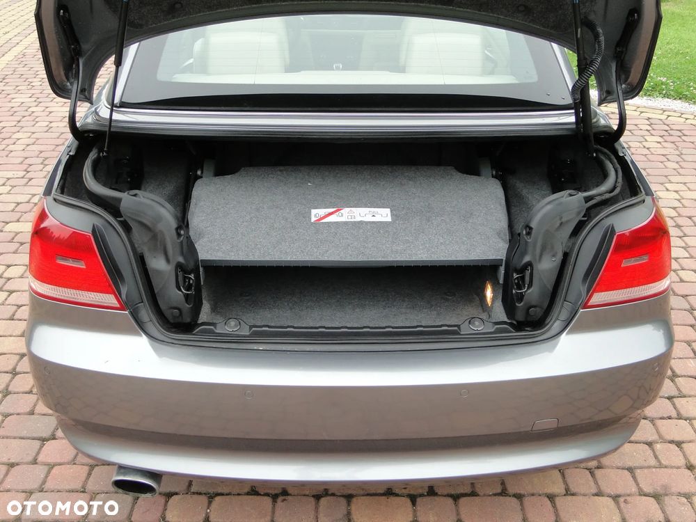 BMW Seria 3 320i - 39