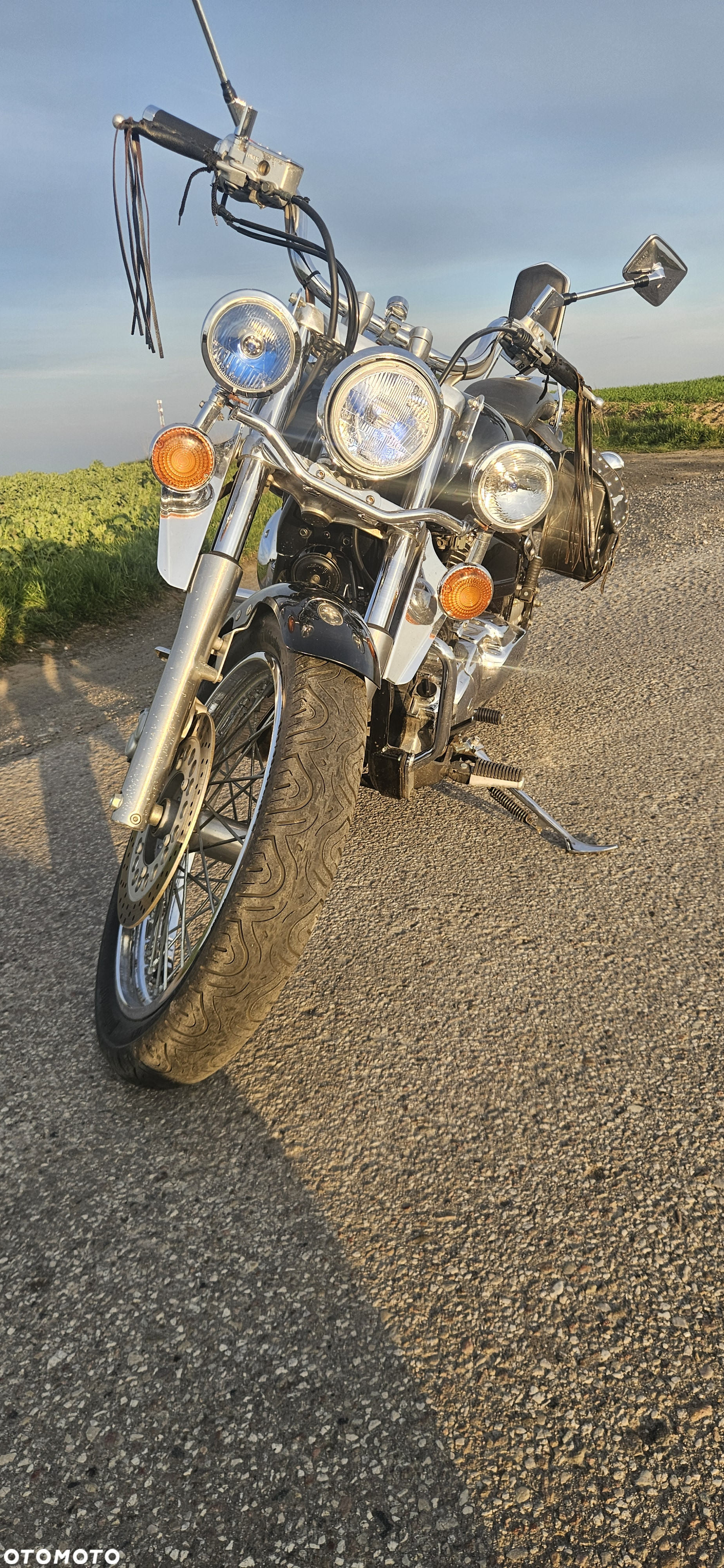 Yamaha XVS - 6