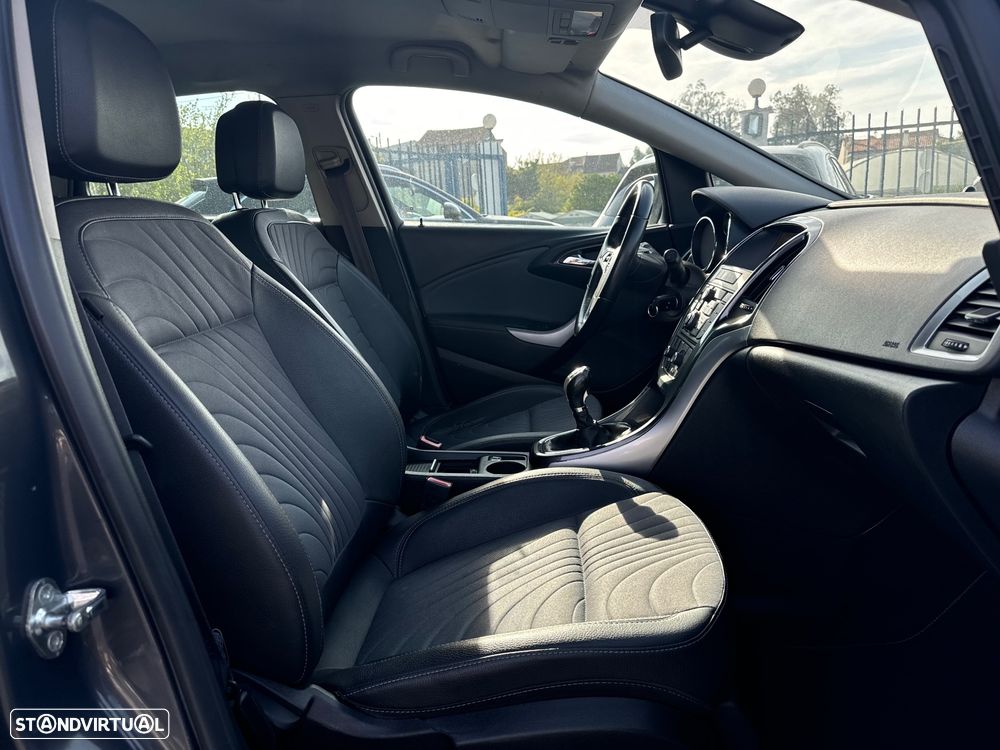 Opel Astra Sports Tourer 1.6 CDTi Cosmo S/S - 24
