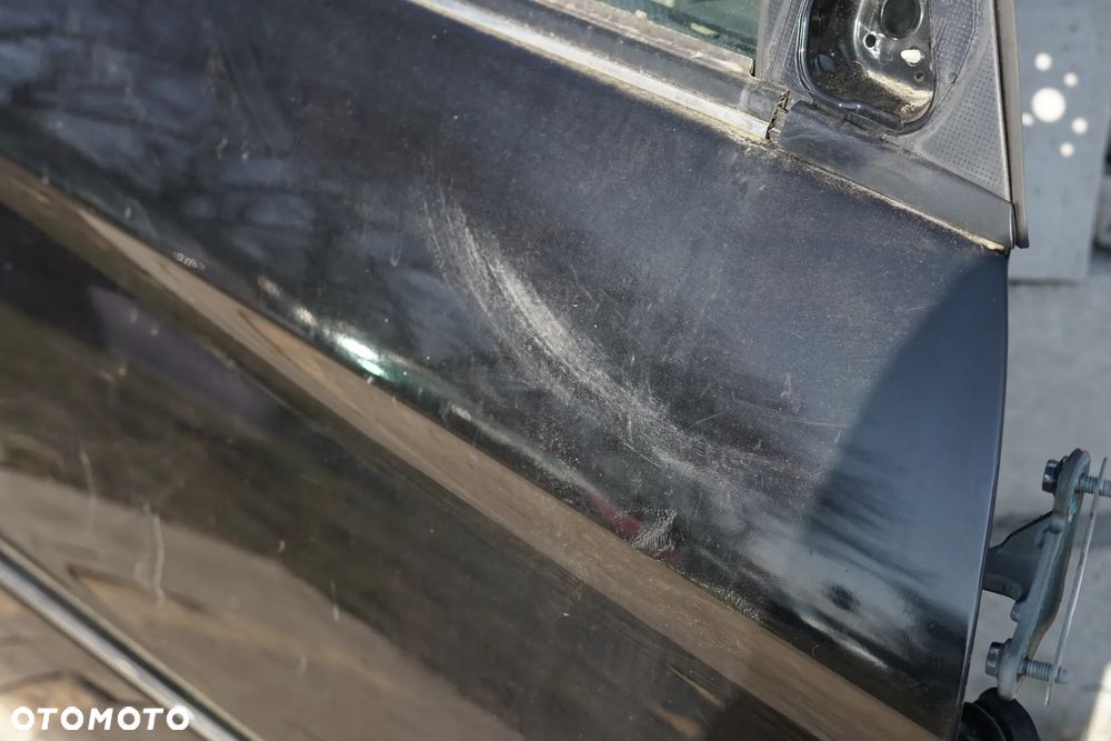 Drzwi przód przednie prawe Mercedes klasa B W245 Lift 191 - 3