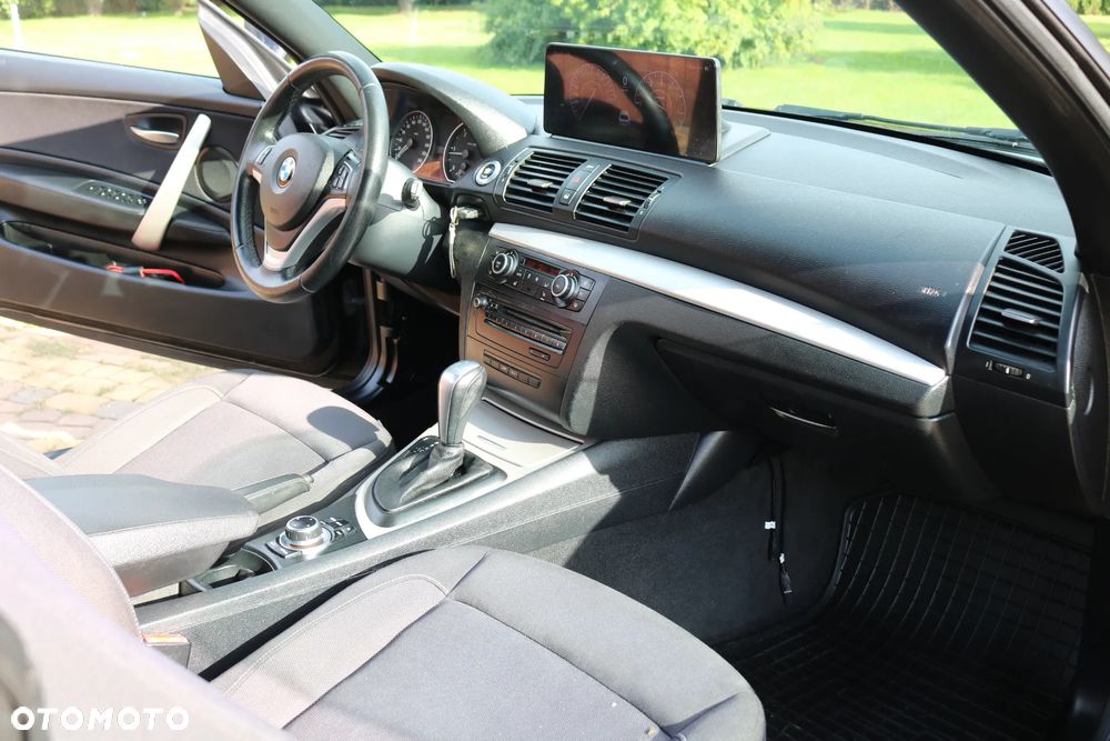 BMW Seria 1 - 32
