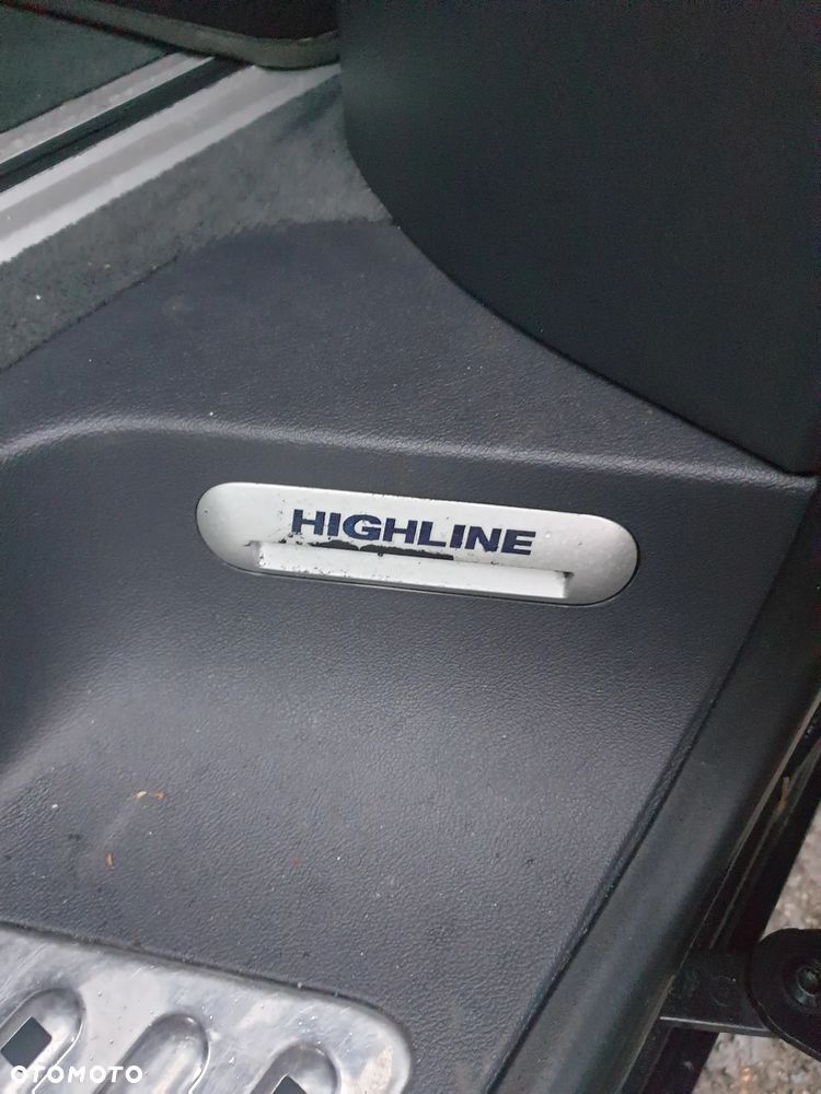 Volkswagen Multivan - 25