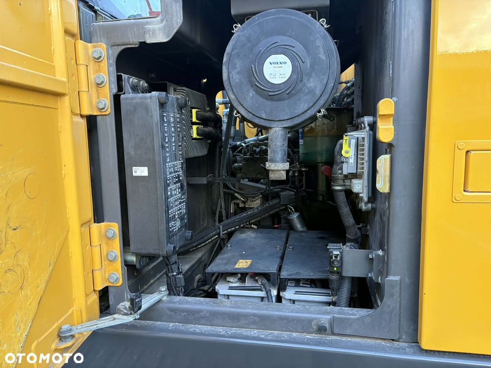 Volvo EC220EL ROTOTILT SZCZYPCE 3 ŁYŻKI 25 TON - 9