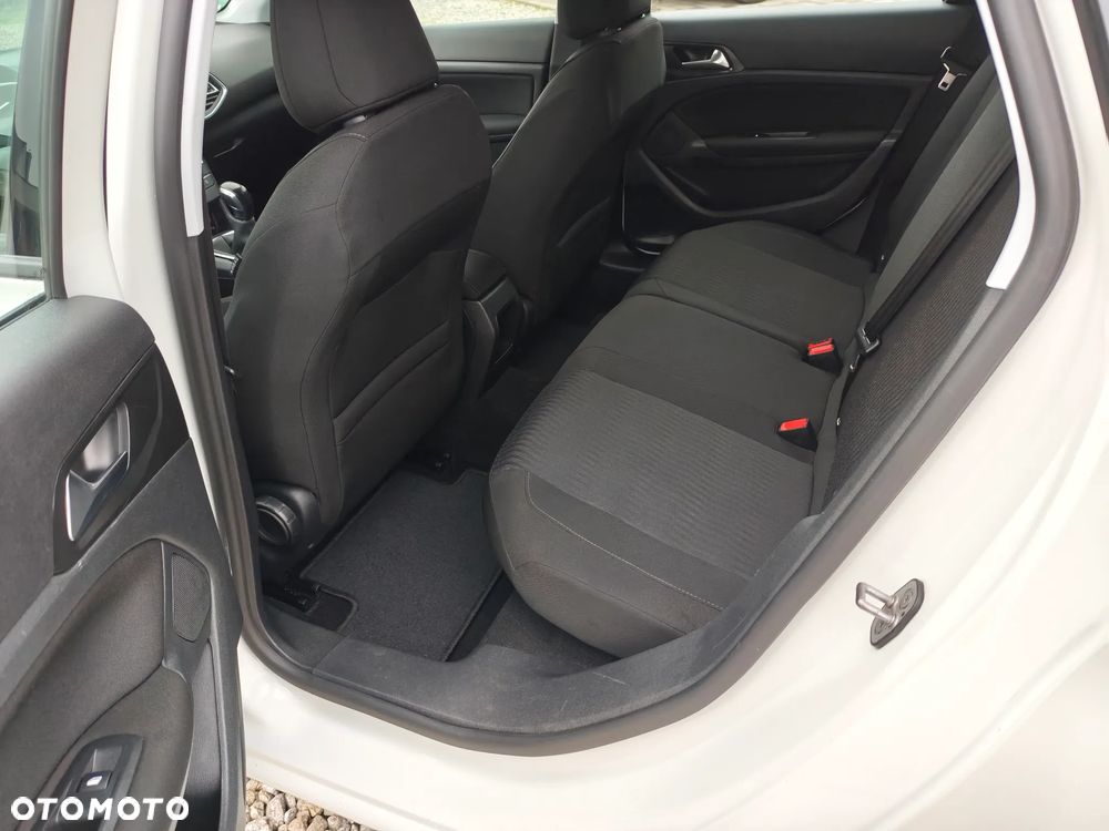 Peugeot 308 PureTech 110 Stop & Start Style - 15